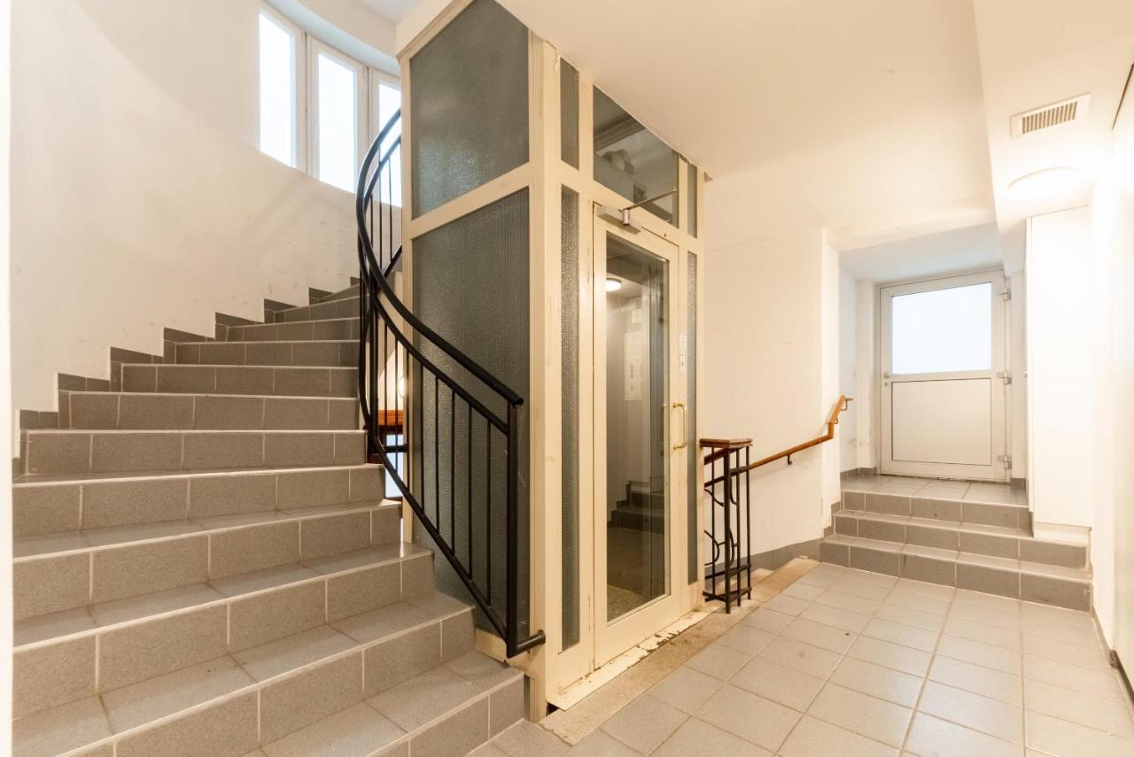 Penthouse, 3 Separate Bedrooms, 2 Min To U6 Nussdorfer Strasse Viena Exterior foto